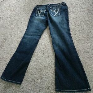 Ariya jeans NWOT